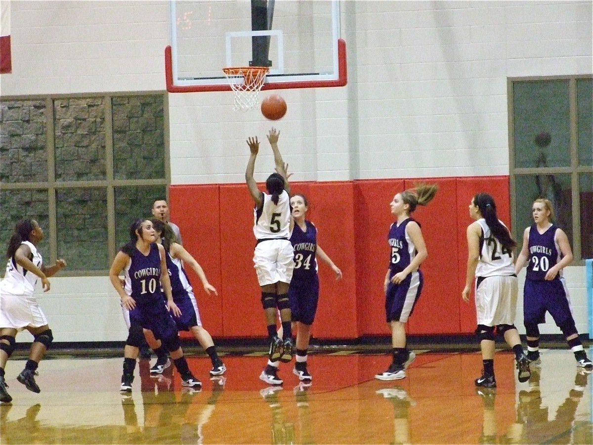 Image: The Lady Gladiators gave it their best shot in area championship — Jameka Copeland(5) rises for 2-points against the Mason Cowgirls in the 2nd half but it was 2 little, too late as Mason went on to win the area championship 45-24 bringing an end to the Italy Lady Gladiators playoff run.