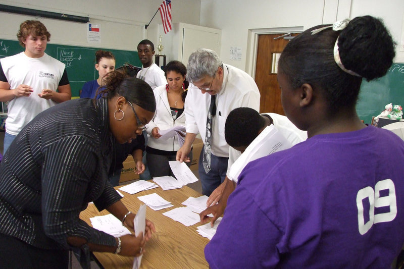 Image: The count — The Government class counted several times before coming to a conclusion.