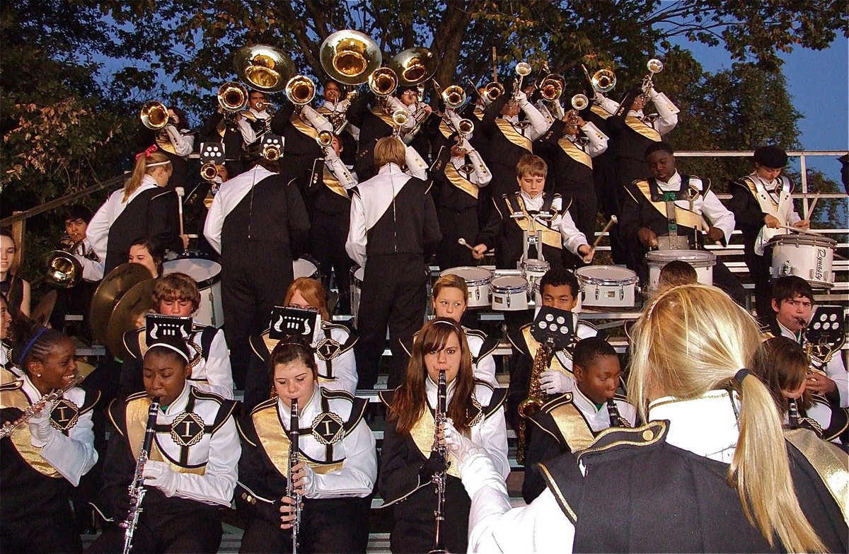 Image: Band aids spirit — The Gladiator Regiment Band plays loud and proud in Buffalo.