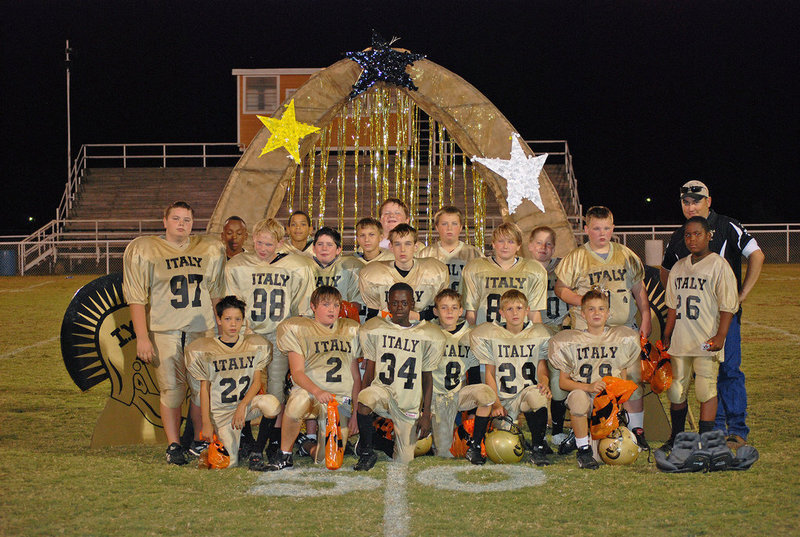 Image: A-team — The IYAA A-team after their Homecoming battle against the Rice Bulldogs.