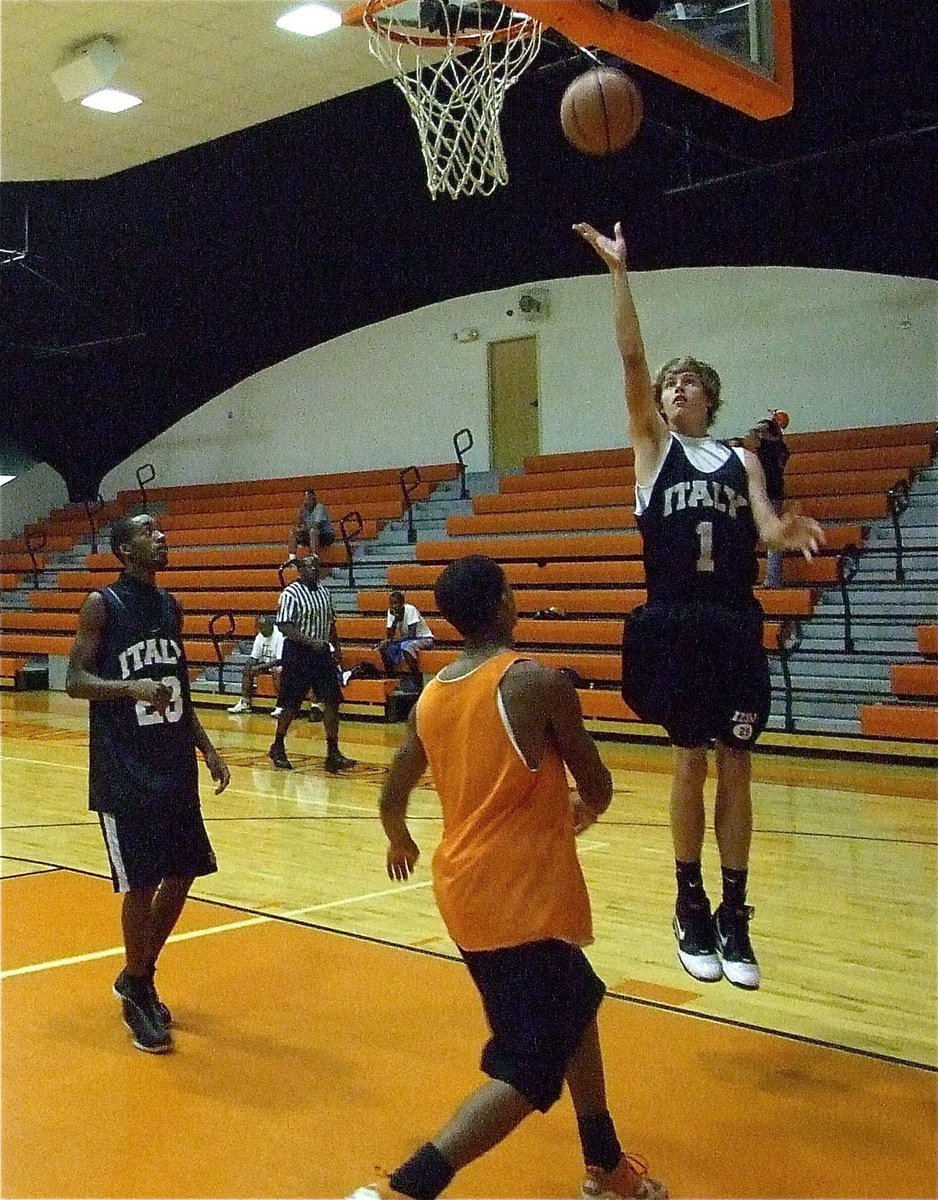 Image: Two points — Colton Cambell(1) makes the score 68-21.