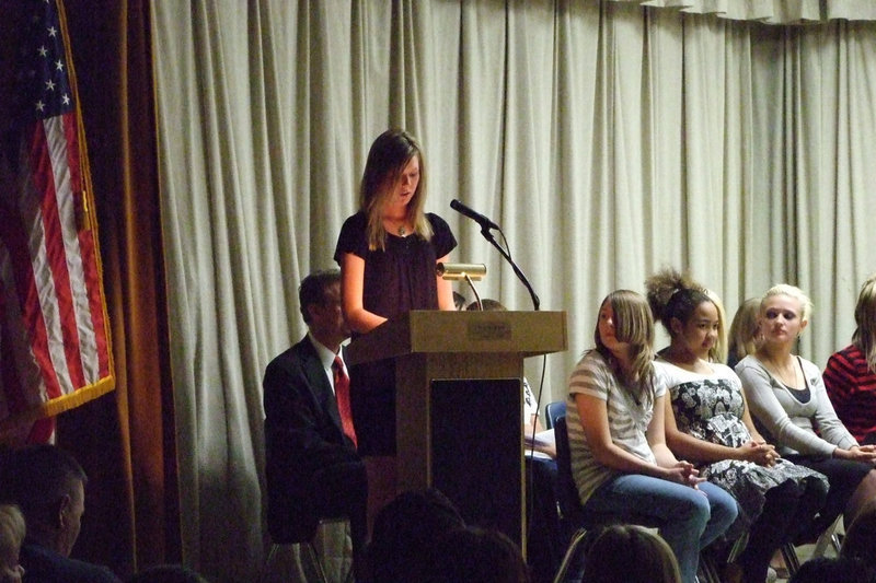 Image: Kaitlyn Rossa — Kaitlyn instructs the new officers.