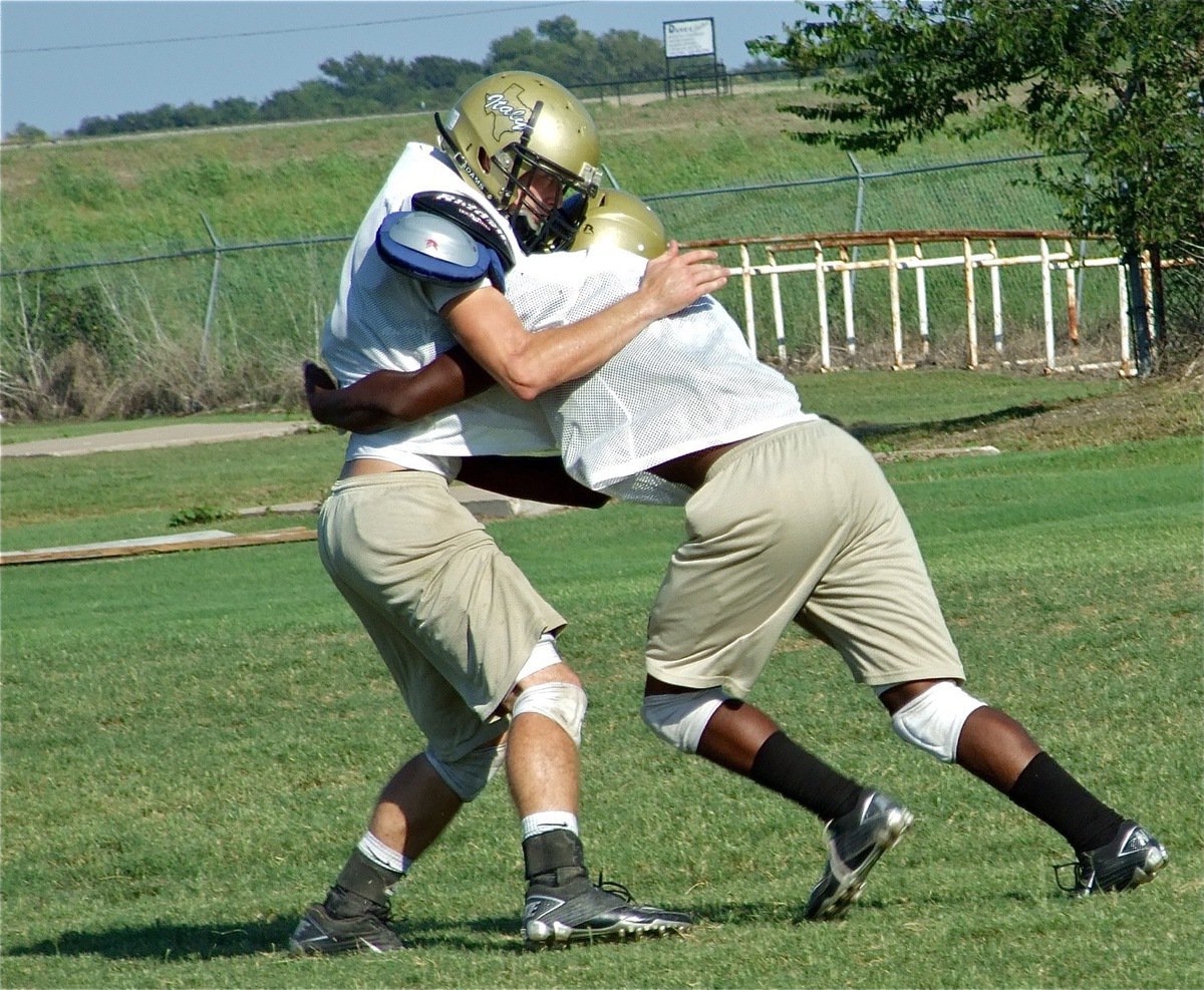 Image: Beastly hit — Jasenio “Beast” Anderson is ready to show Hubbard his version of "When Animals Attack.