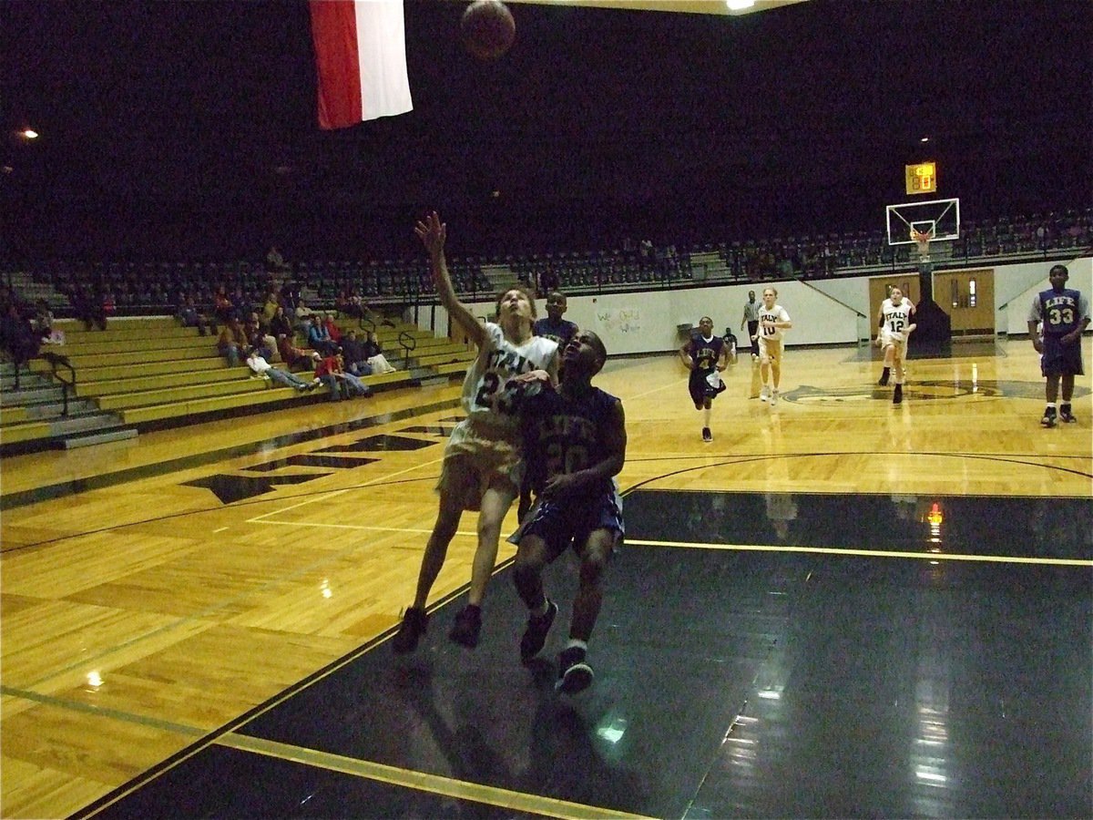 Image: Colton gets fouled — Colton Petrey(23) gets points for the Gladiators.