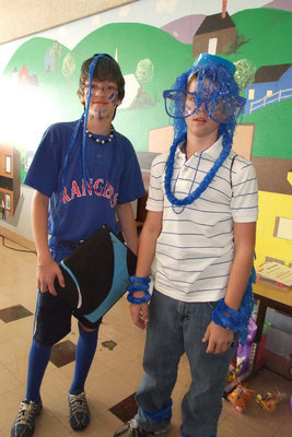 Image: Freshmen blue — More participants in the freshman contest.