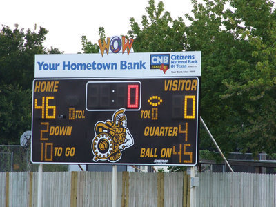 Image: Look at that score! — You can see for yourself, there was a skunk at the football field in Italy on Thursday.