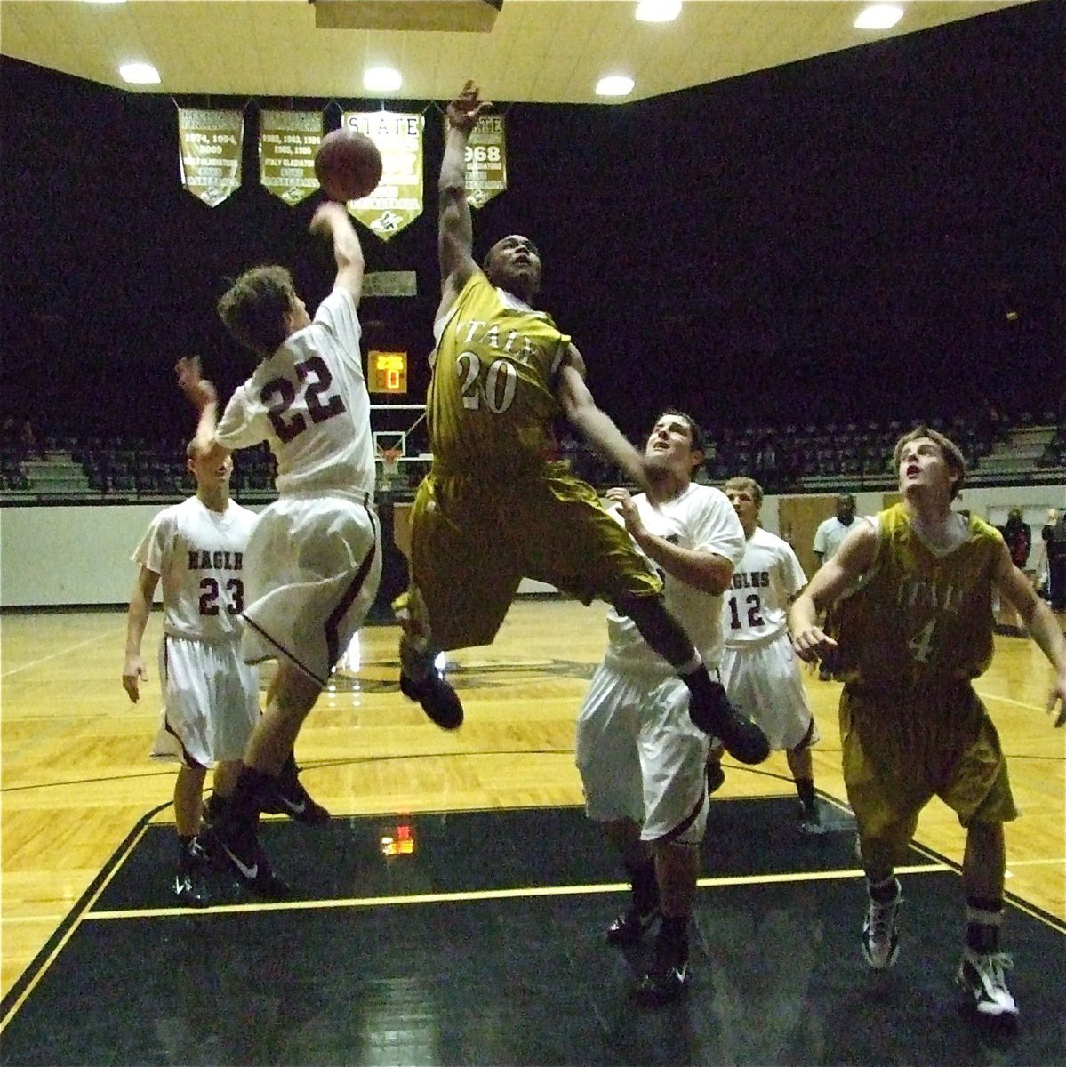 Image: Turbulance — De’Andre Sephus shows no fear as he attacks the Mildred defense.