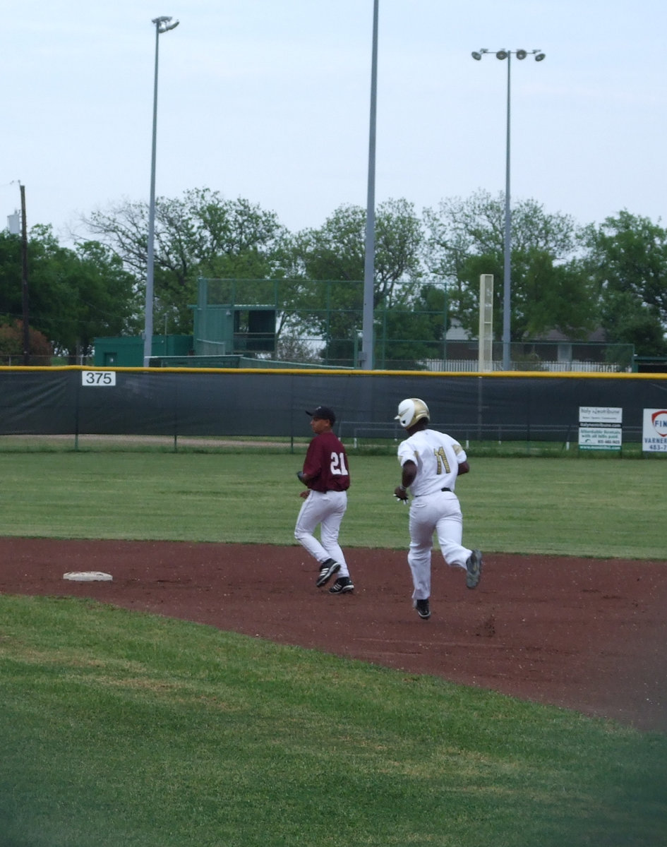 Image: Anderson on second — Jasenio Anderson had one in the park home-run.