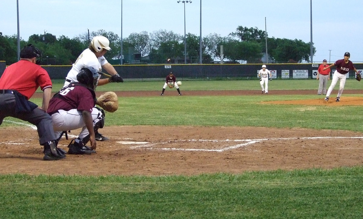 Image: Ivan swings away — Ivan Roldan had a good game against Oak Cliff.