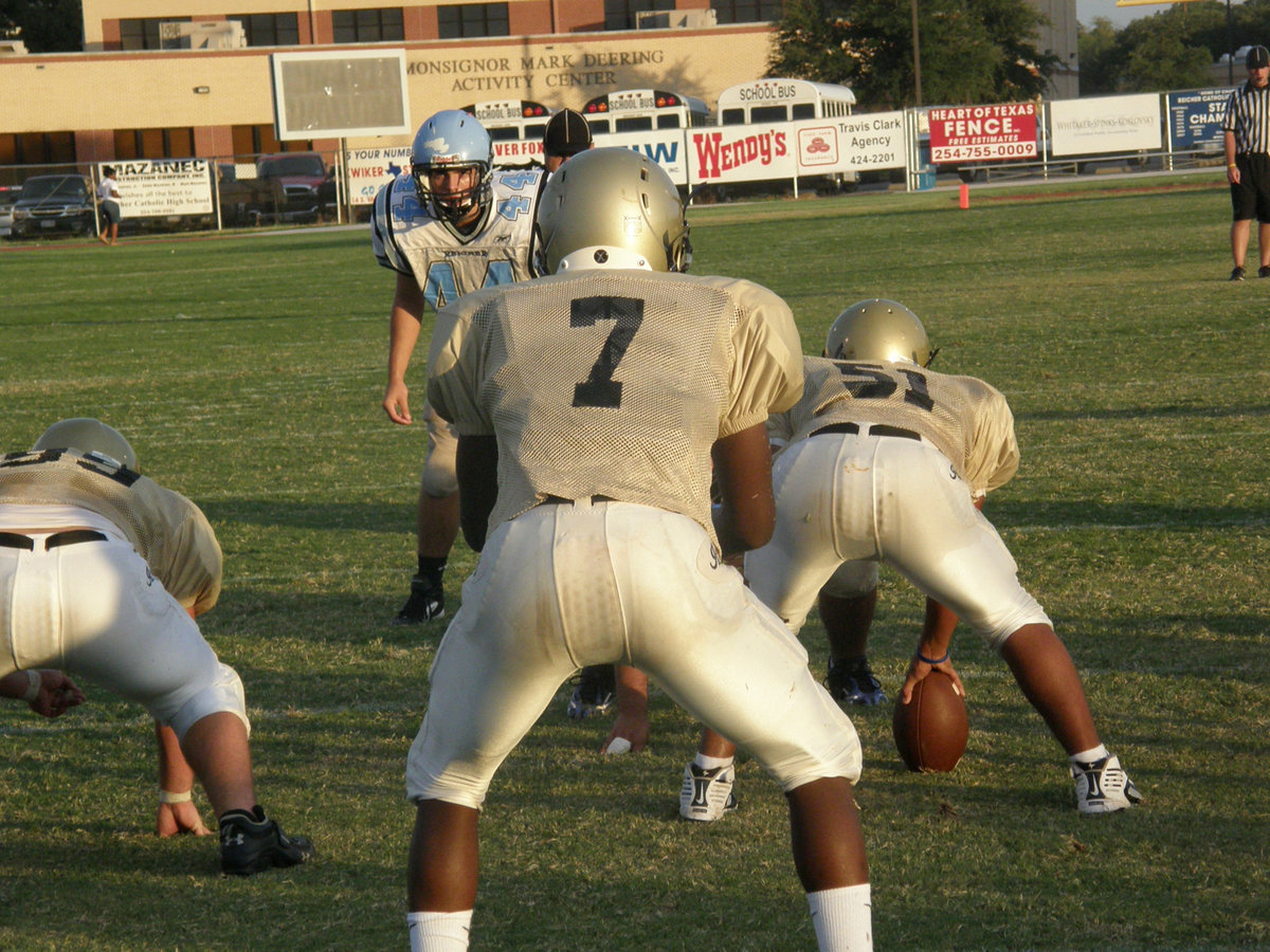 Image: Anderson at QB — The plates are at the table, let’s go looking for dinner. Wonder how Cougar meat tastes compared to Panther patties?