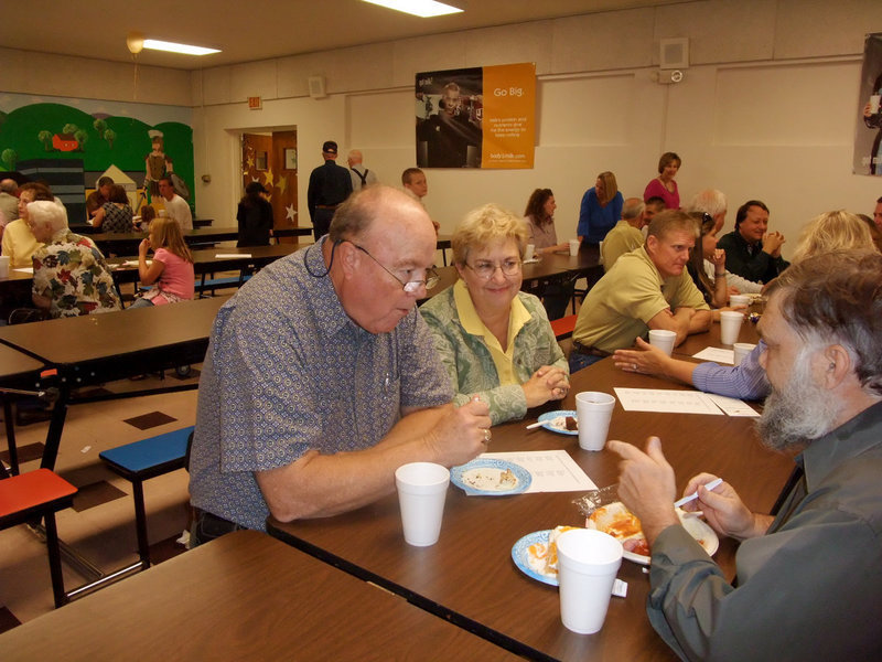 Image: Lots of Hungry Folks — The Italy community came out and showed their support.