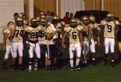 Image: Italy’s JV arrives — The 2009 Italy Gladiator JV football team prepares to square off against Malakoff.