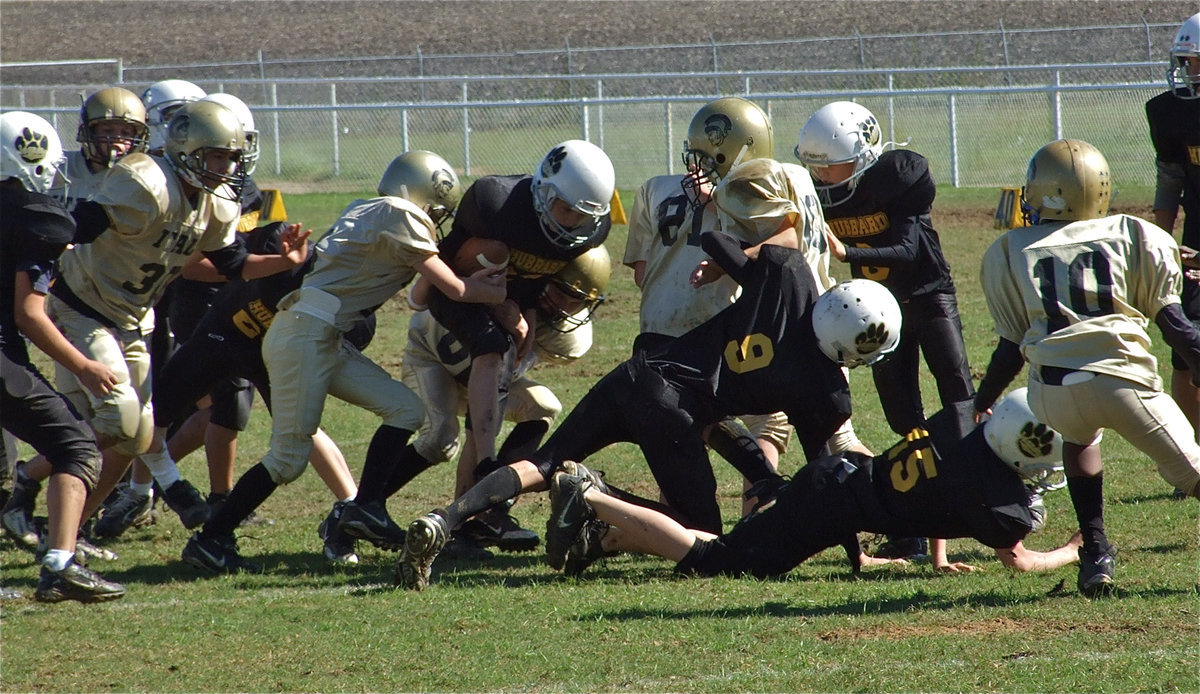 Image: Italy’s A-team had their hands full against the visiting Jaguars — Italy’s A-Team kept playing hard the entire game despite falling to the Jaguars 14-0. A-Team is still in the playoff picture, however, and will be hungry for a win over Rice next Saturday.