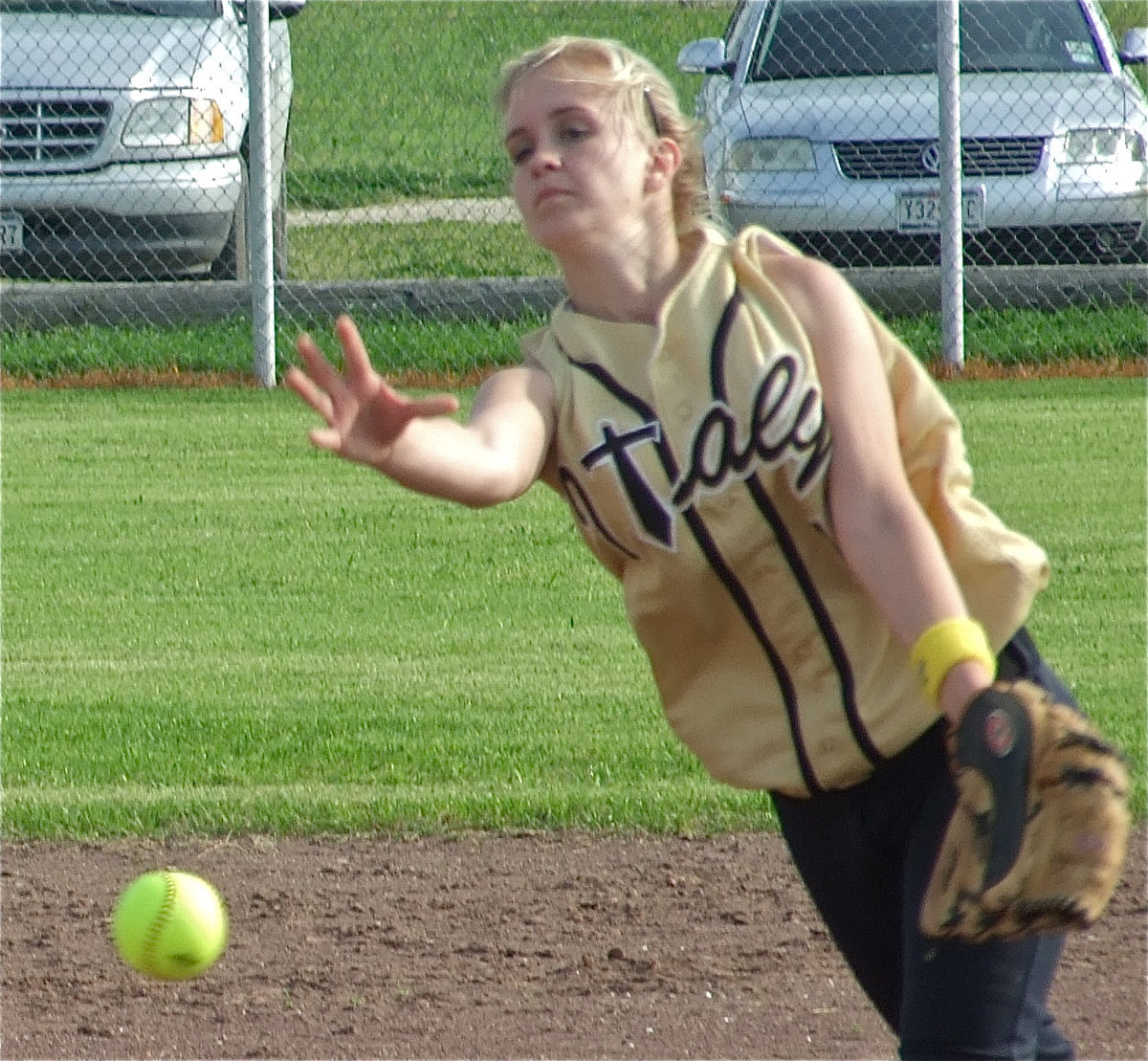 Image: Westbrook delivers — Pitcher Courtney Westbrook and the Lady Gladiator defense keep Frost out of the scoring column.