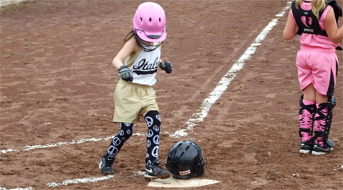 Image: Grace touches plate