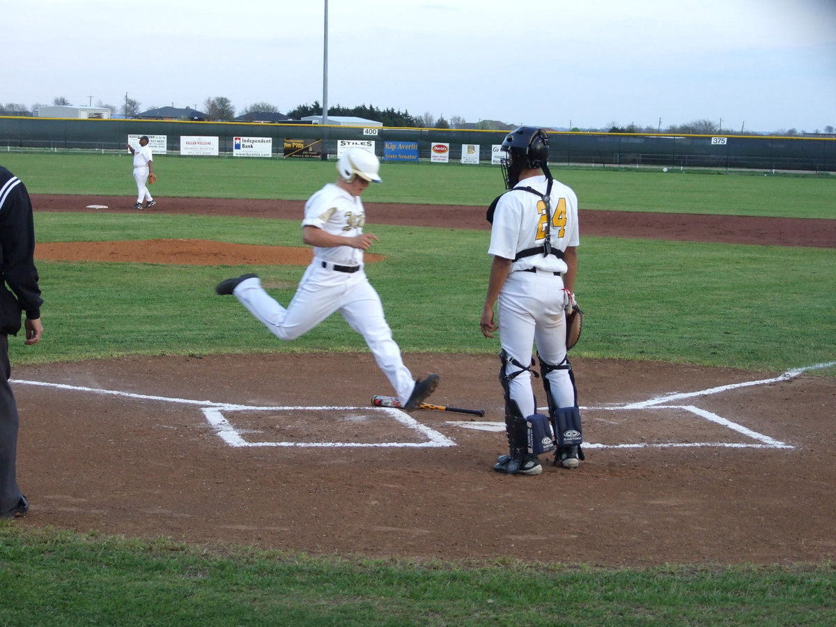 Image: Bring it on in — Ethan Simon gives us another run on the scoreboard.