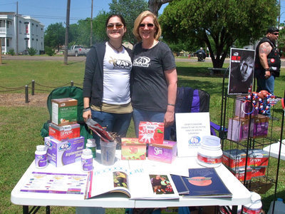 Image: Ruthie Phillips &amp; Onnie Kirshner — These folks were selling Advocare Nutritional Supplements.