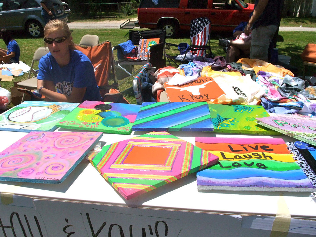 Image: Laura Harvey — “I am with Milford High School cheerleaders and we are selling different crafts we have made. Some people have made memo boards and diaries and photo albums and mason jars with tea and coffees.”