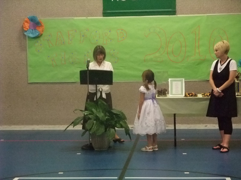 Image: Waiting for her award — Carolyn Maevers had many awards to hand out.