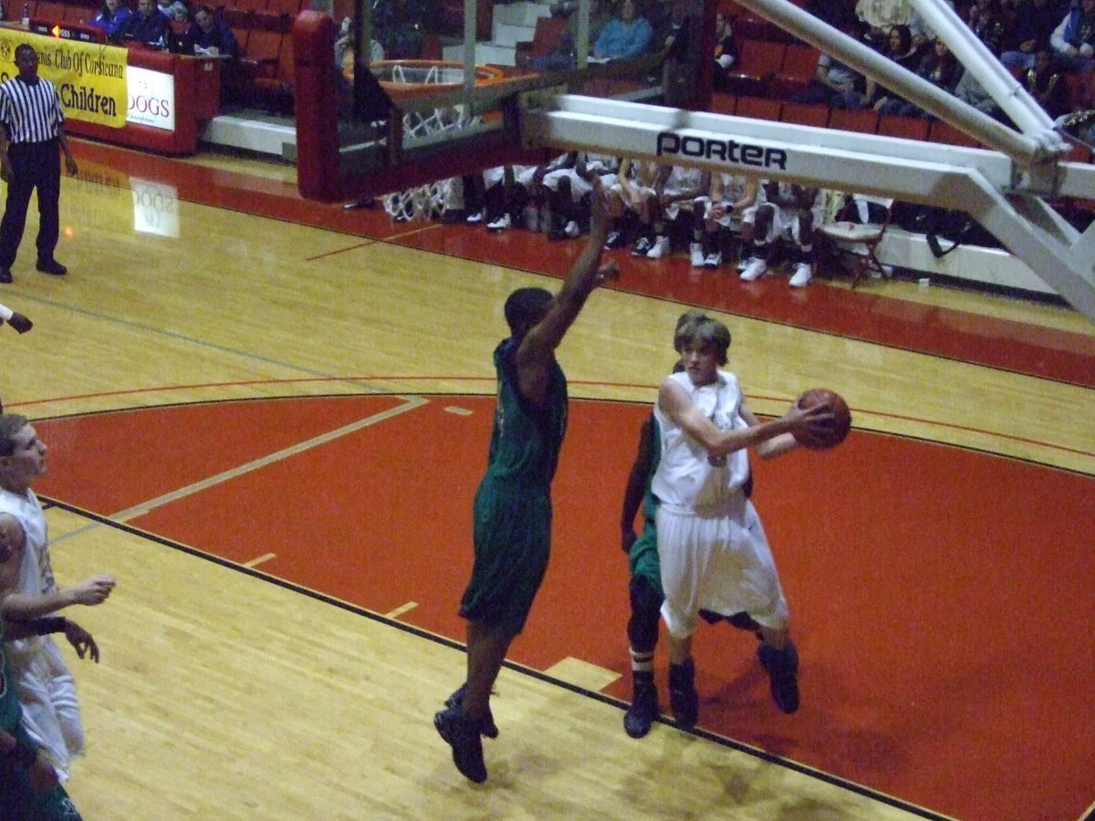 Image: Colton Looks To Pass — Italy’s #5 Colton Campbell gets into the lane trying to make a play.