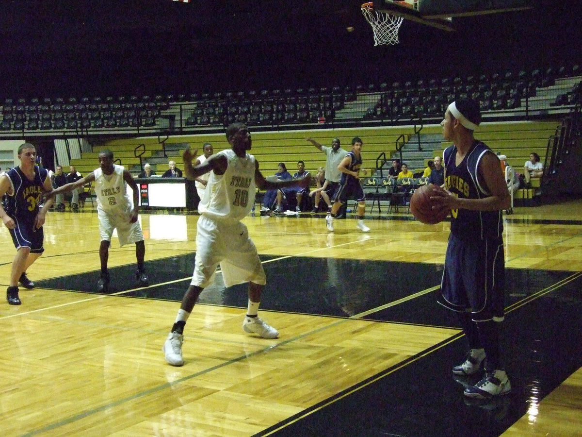 Image: Eagle Eyes Teammate — The Gladiators were ruthless defending the goal against Grand Prairie.