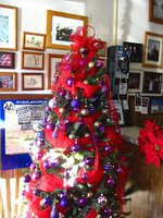 Image: Special Christmas Tree at the Uptown Cafe