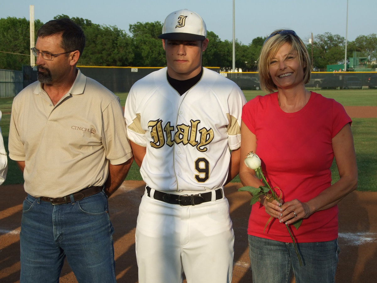 Image: Simon’s family — Mick, Ethan and Ramona Simon