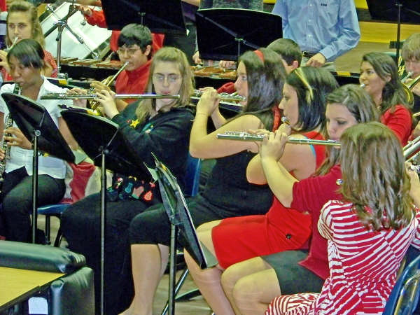 Image: High School flutists