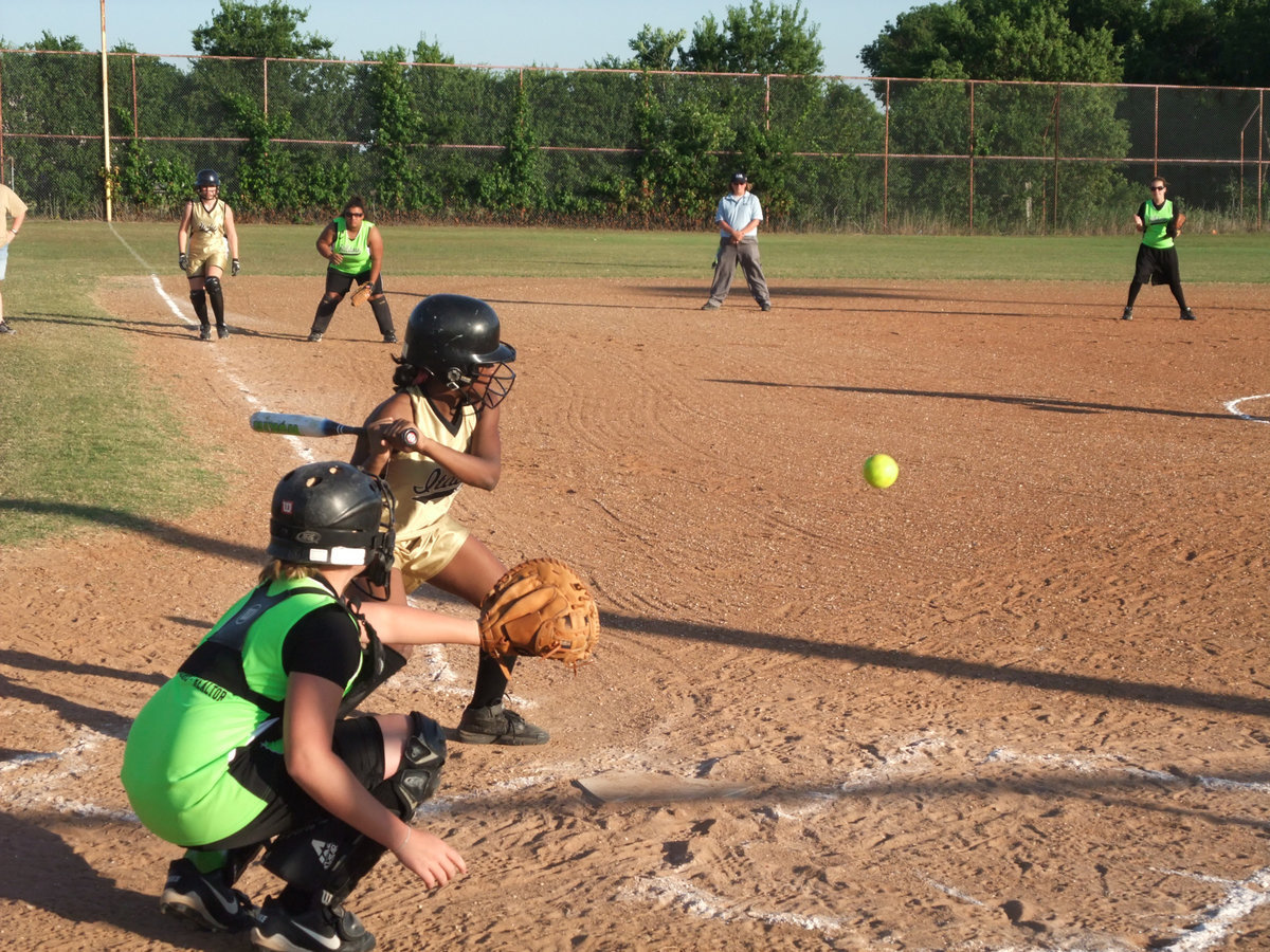 Image: That’s the one! — Jameka Copeland picks one out against Hillsboro.