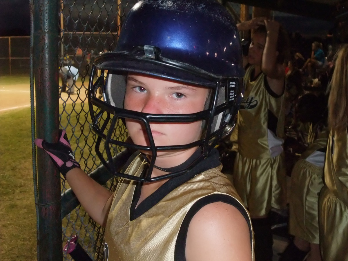 Image: Tara intimidates — Tara Wallis pitched a no-hit shutout for Italy and homered late to help lead her team to a 21-0 win over Itasca.