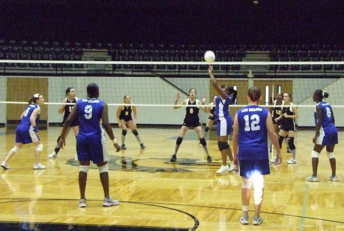 Image: The set up — Milford won the game in 4 sets.