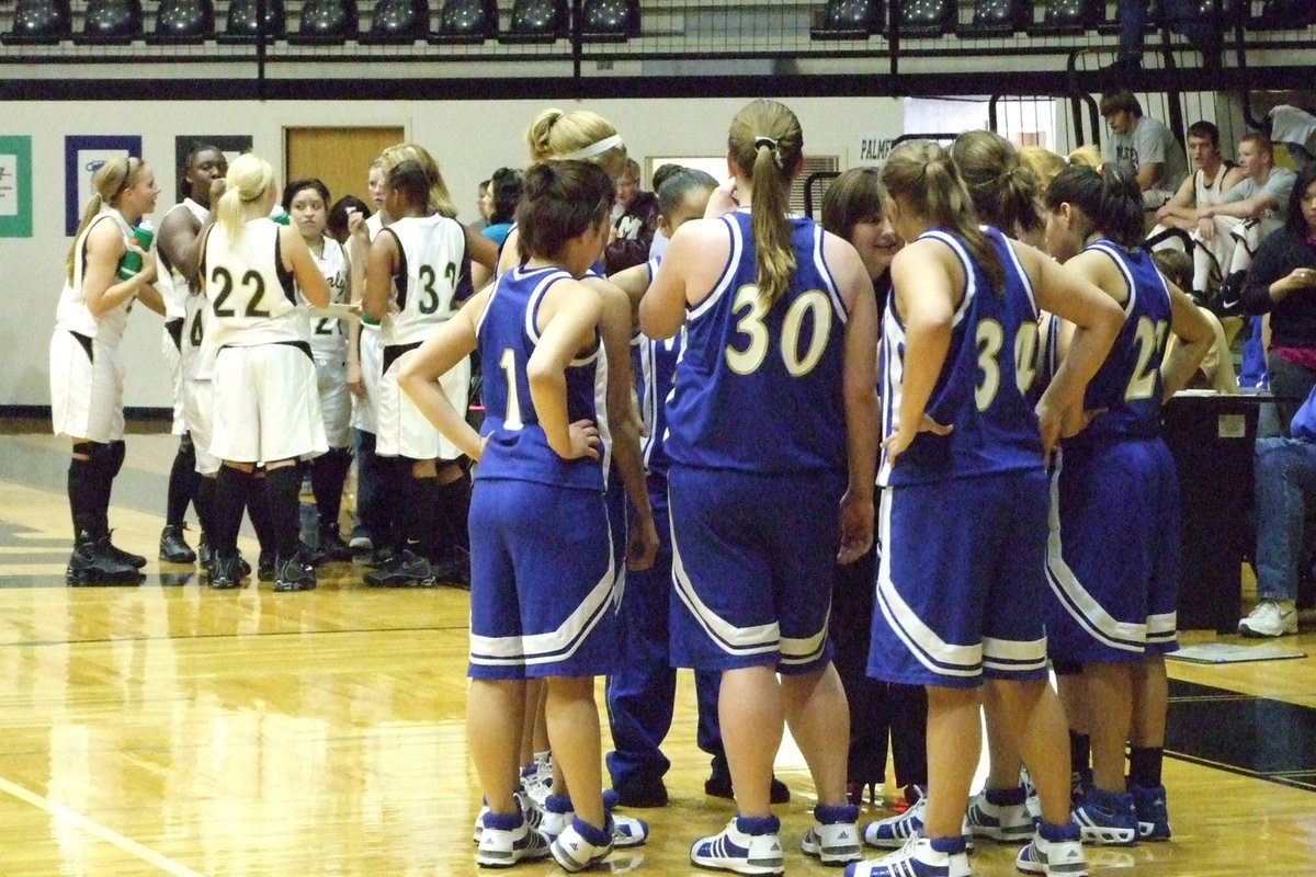 Image: Strategy in the Huddles — The Italy Lady Gladiators clashed with the Venus Lady Bulldogs in the 1st round of the Italy Invitational Tournament. Italy’s huddle eventually figured out the winning strategy earned a comeback win against Venus 43-37.