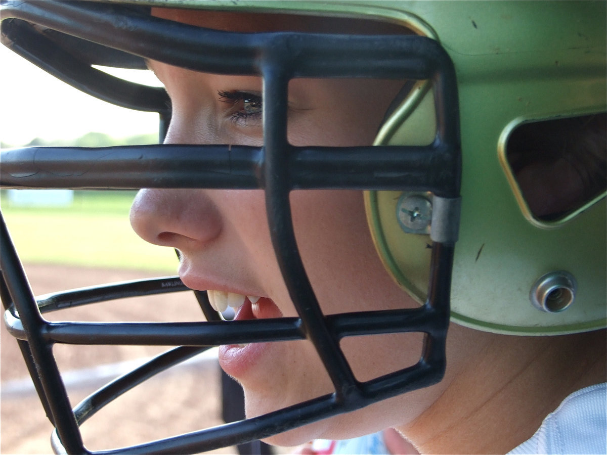 Image: Good eye! — Morgan Cockerham encourages her teammate.