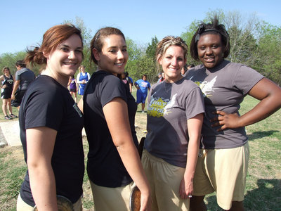 Image: Ready to throw — Meet the IHS discuss team: Kaytlyn Bales, Alyssa Richards, coach Heather Richters and Jimesha Reed.