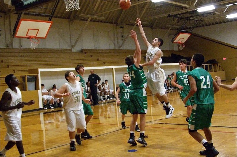 Image: Italy’s Caden Jacinto(2) guides the JV Gladiators to win over Cubs — Caden Jacinto(2) helps lift the JV Gladiators over the Clifton Cubs 62-43. Jacinto knocked down four three-pointers and finished with 17-points to lead all scorers.