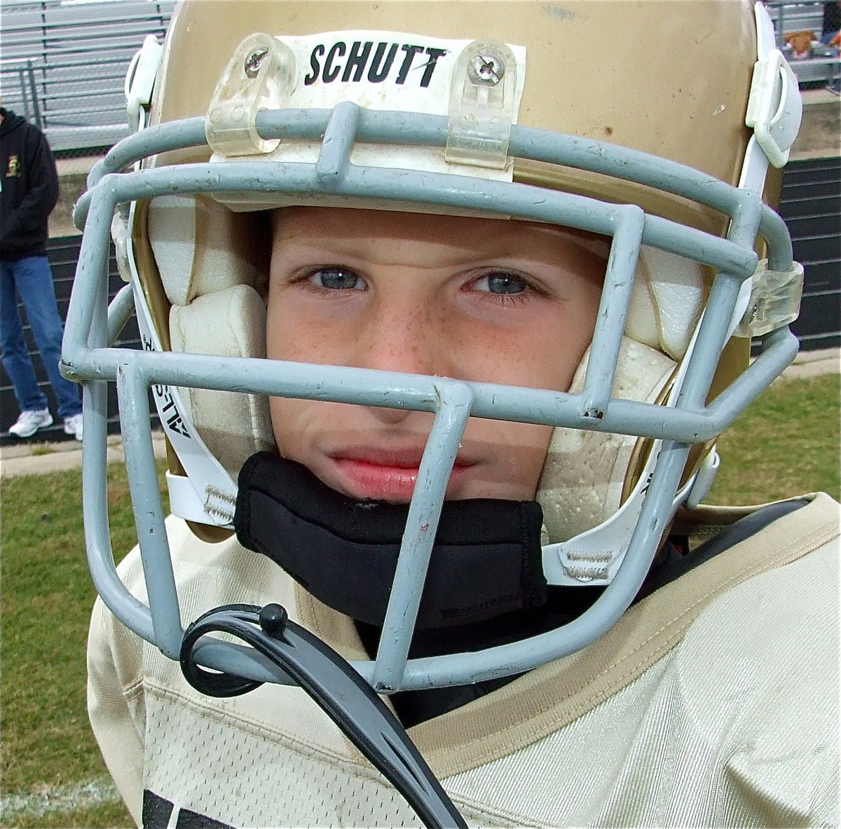 Image: Quick Cash — IYAA B-Team player, Garrett Cash(28), takes a quick breather on the sideline before returning to the game against Scurry.