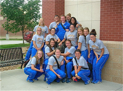 Image: We’re here… — Italy graduate Sarah DeMoss, first player on back row, and her Angelo State Lady Rambelles softball team, arrive in St. Joseph Missouri ready to compete for the 2010 NCAA, Division II, National Championship.