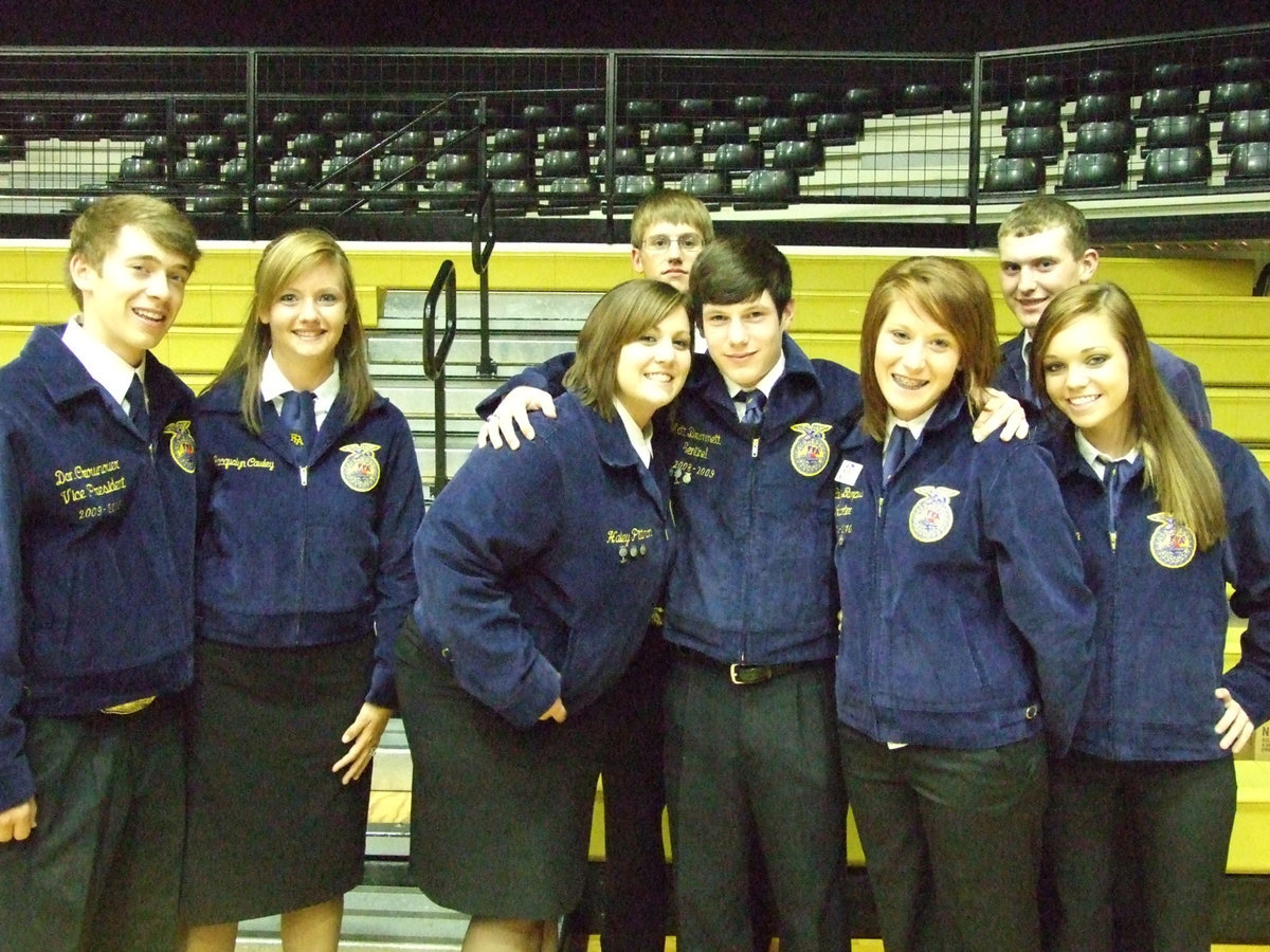 Image: FFA Officers — 2009-2010 FFA Officers (L-R) Dan Crownover, Jacqualyn Crowley, Haley Pittmon, Jase Holden (in back), Matt Brummett, Bailey Bumpus, Kyle Wilkins (in back) and Drew Windham.