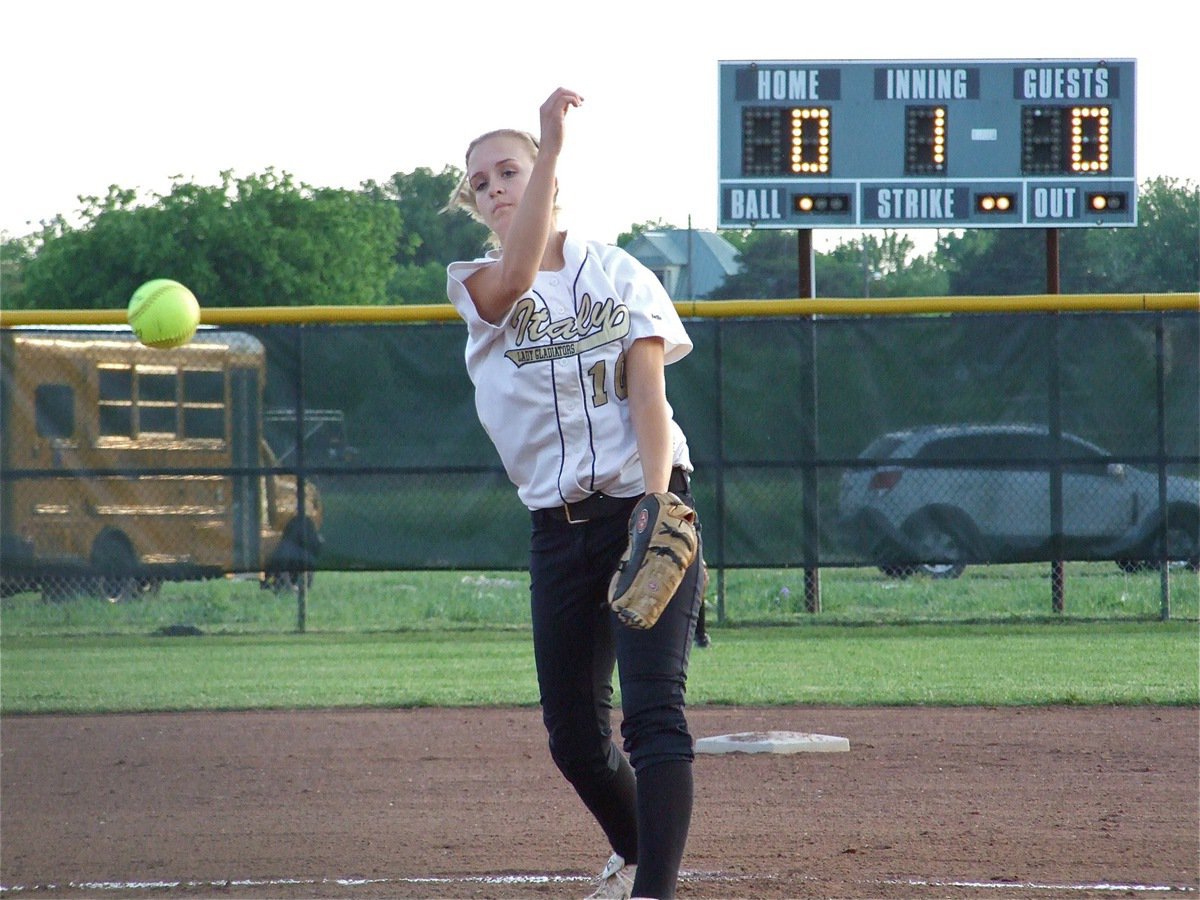 Image: On fire! — Italy’s Courtney Westbrook pitched another great game.