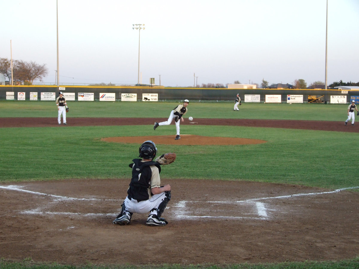 Image: Caden can pitch — Caden Jacinto and Ross Stiles are warming up.