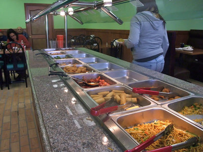 Image: Wonderful Buffet — There were plenty of selections on the buffet.
