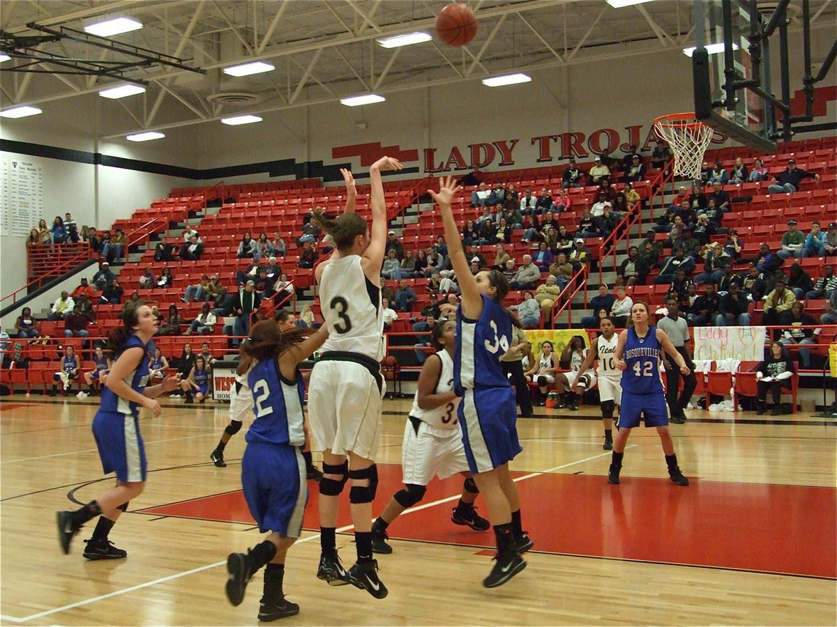 Image: Rossa swishes the shot — With two Lady Bulldogs surrounding her, Kaitlyn Rossa(3) comes up big on the baseline for 2-points.