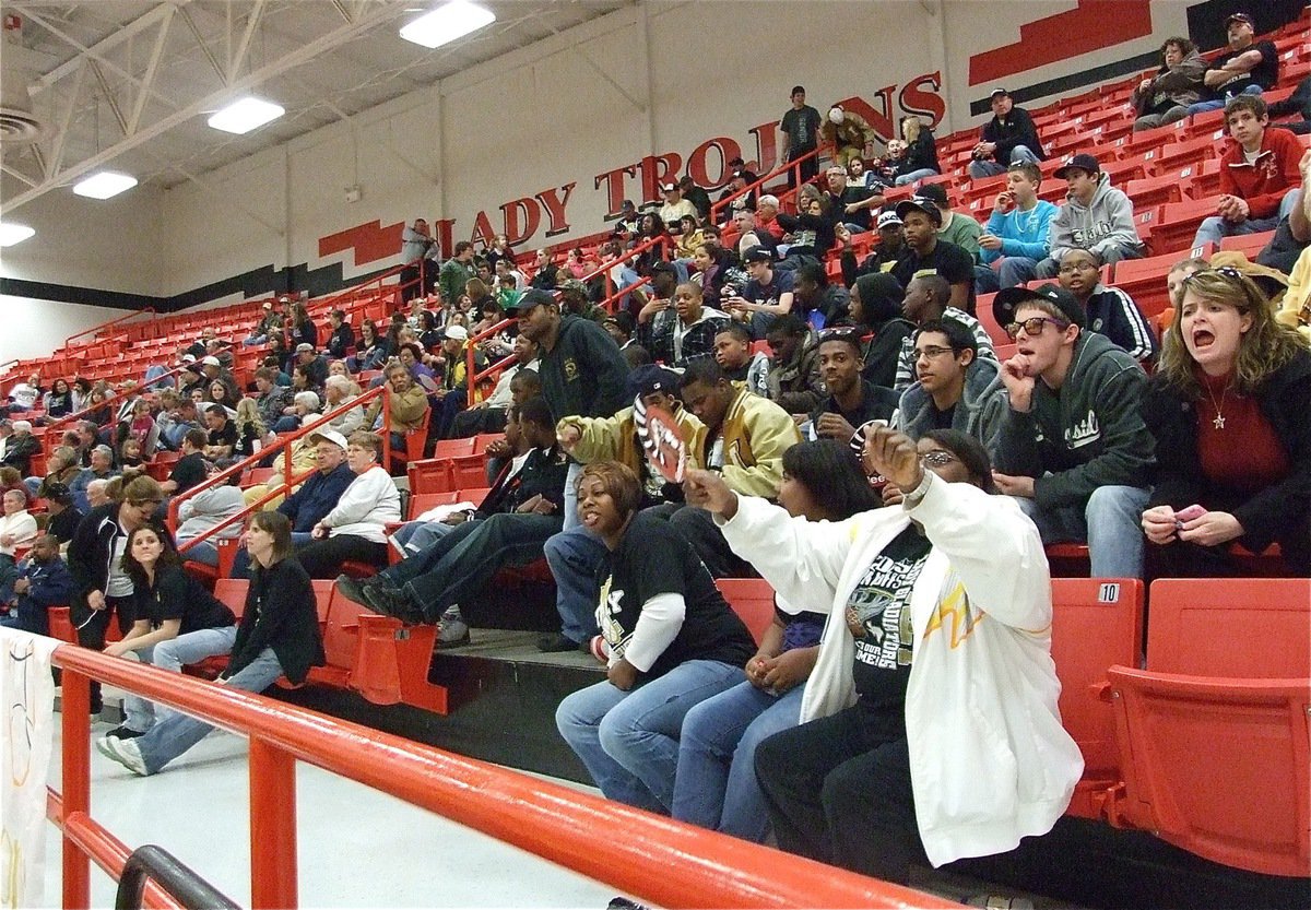 Image: Loud crowd — Lady Gladiator fans were behind the girls 110%.