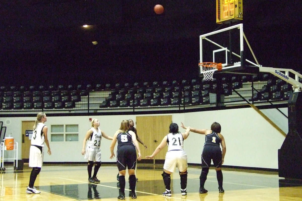 Image: Free Throw In — Kaitlyn Rossa #3 handed the Gladiators 6 points Tuesday night.