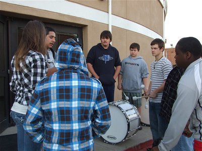 Image: Behind the dome — Italy Band members rehearse behind Italy Coliseum.