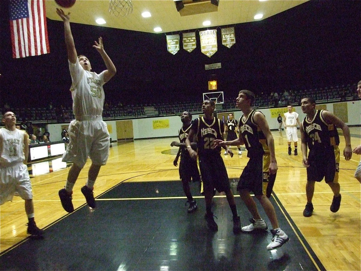 Image: Kyle gets open — Kyle Jackson(50) scores 2 of his 16-points as Brandon Souder(11) backs him up.