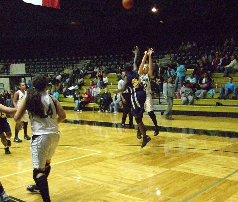 Image: Birthday swish — Megan Richards(22) knocked down two, 3-point shots on her 16th birthday.