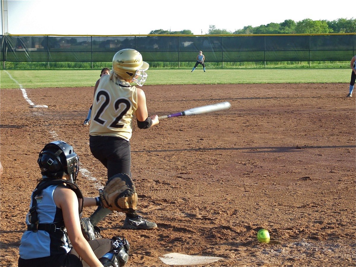 Image: Run Megan, Run! — Megan Richards(22) turns this short hit into a single.