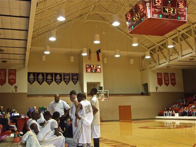 Image: Home away from dome — Italy is about to win their 4th of 5 games played at Navarro College in two years.