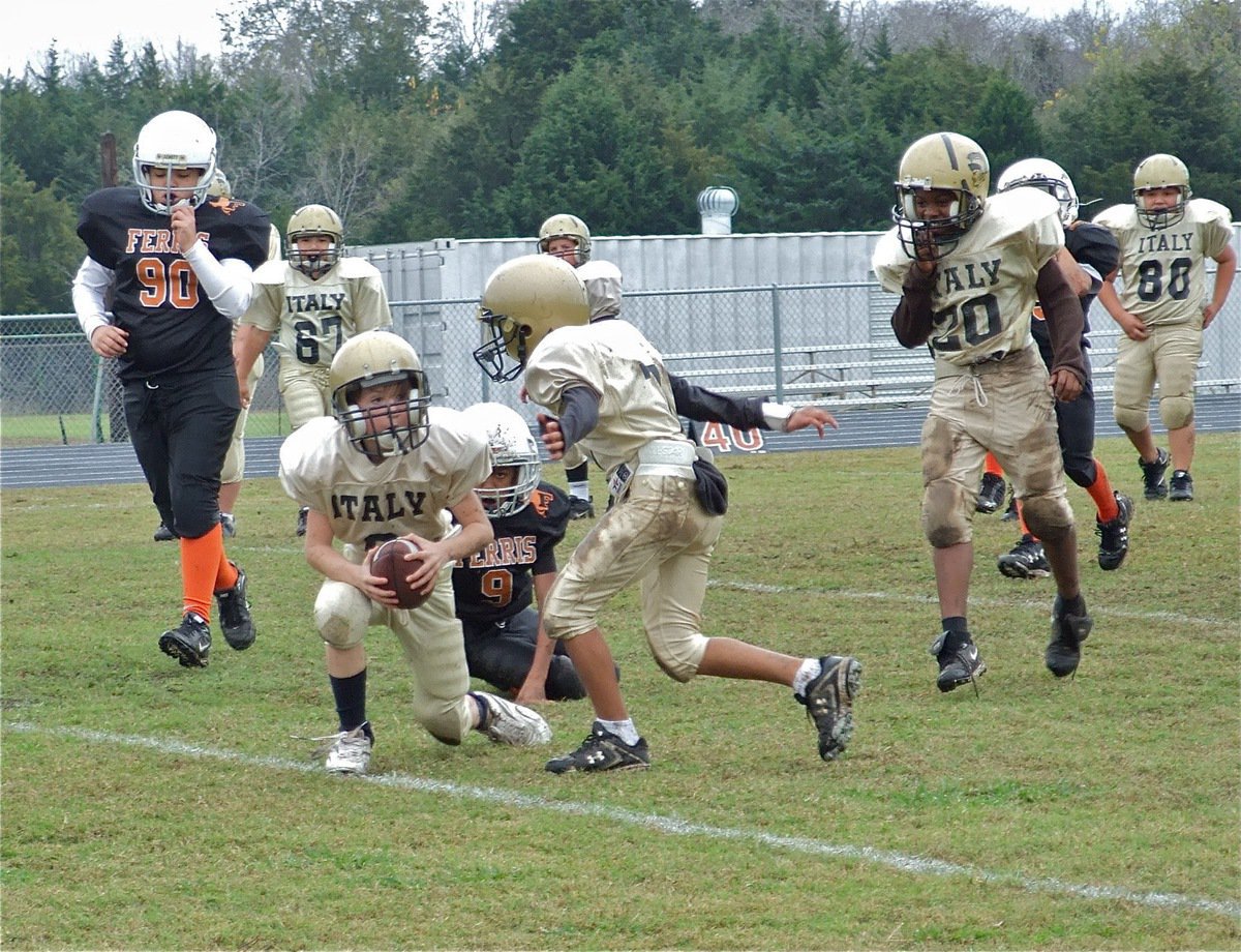 Image: Itson makes the play — Ryder Itson(6) picks up a 1st down in the Superbowl.